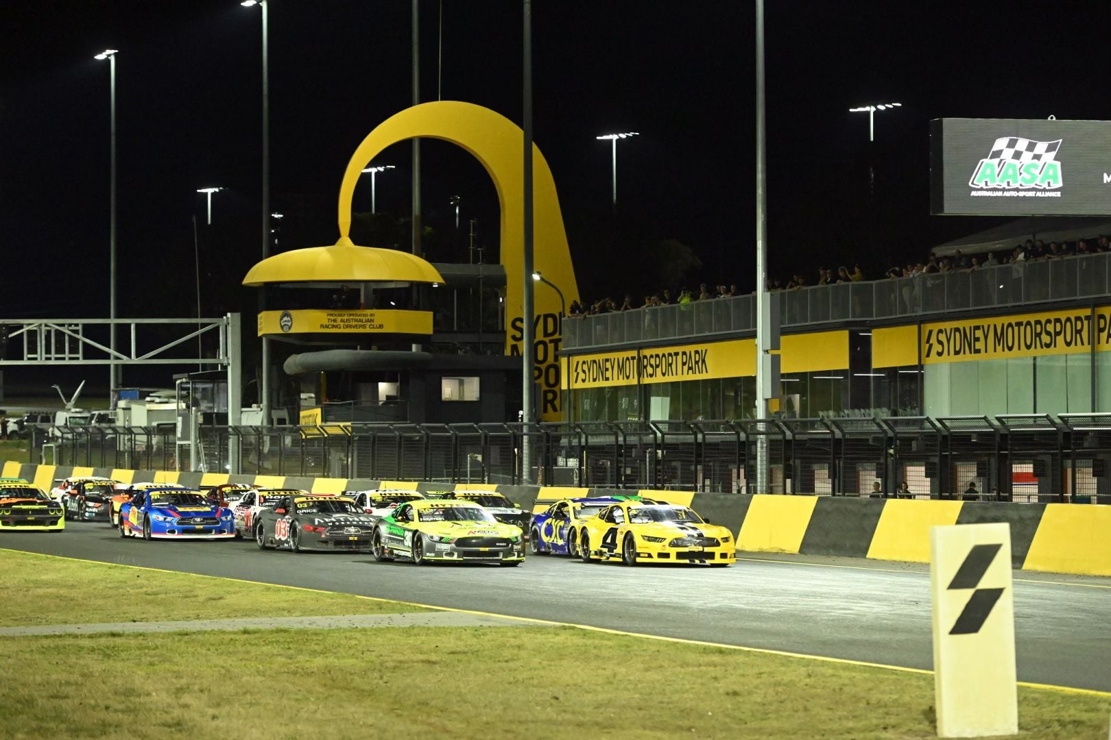 Cox clean sweeps TA2 Sydney thriller Cox clean sweeps TA2 Sydney thriller